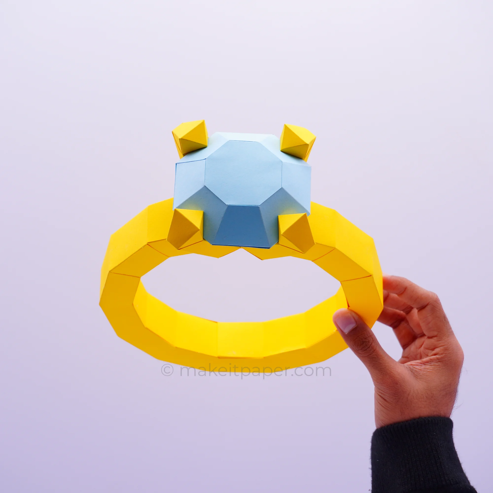 Ring, view 4